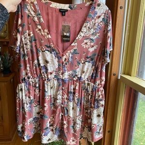 Torrid Blouse size 00 (M/L)